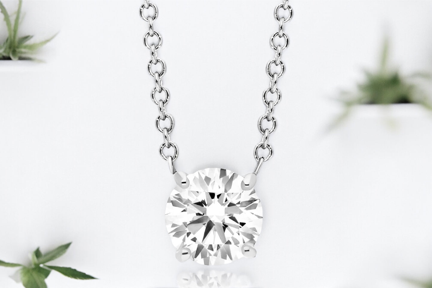 Round Brilliant Diamond 4-prongs Solitaire Pendant