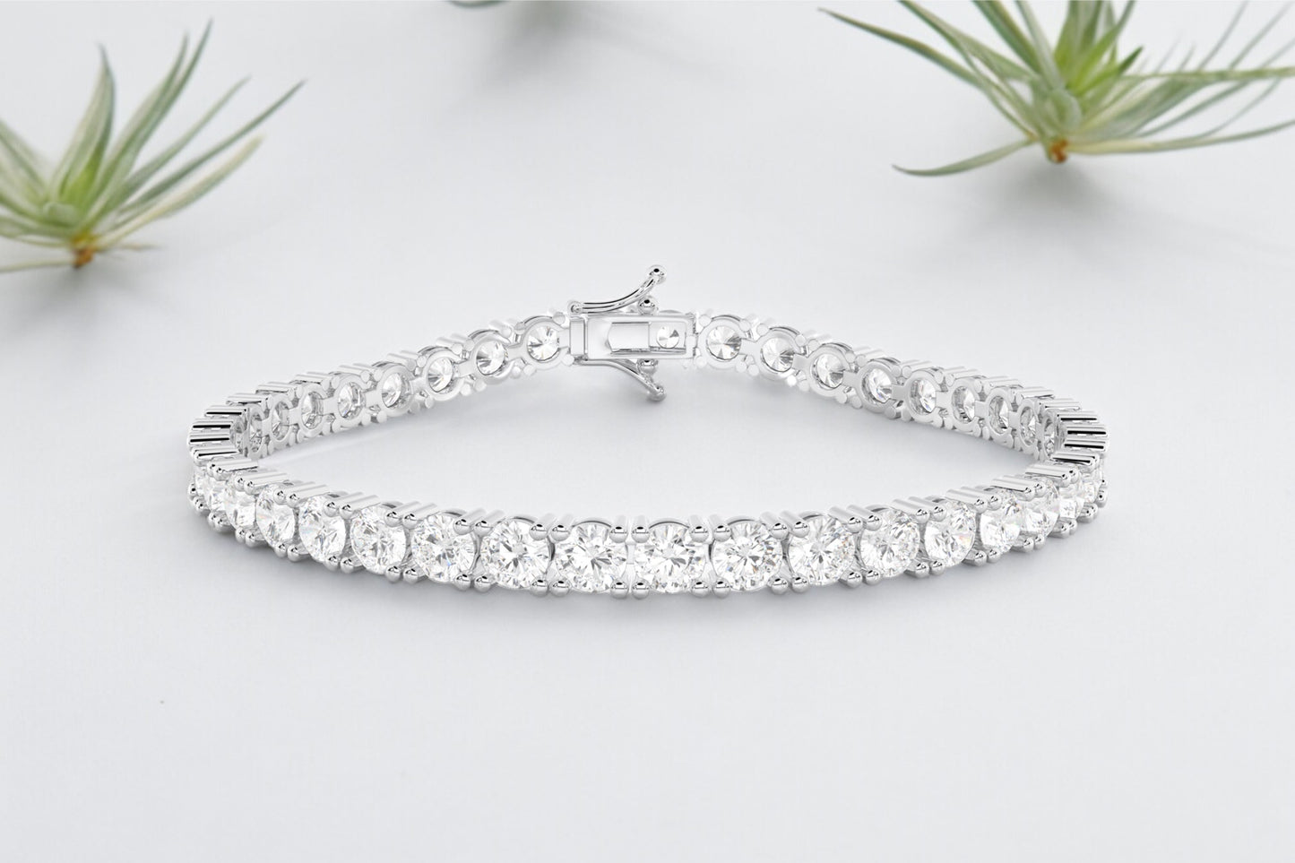 Round Brilliant Diamond Tennis Bracelet